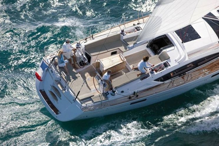 Charter Yacht Jeanneau 57 - 4 Cabins - Tortola - Skippered only