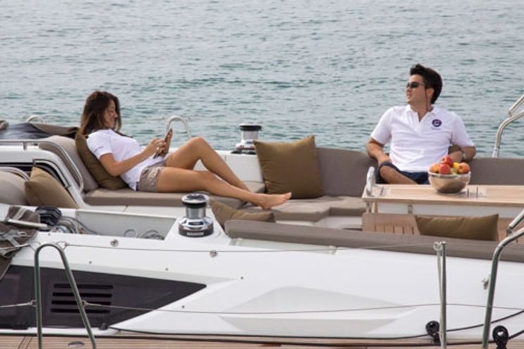 Charter Yacht Jeanneau 57 - 4 Cabins - Tortola - Skippered only