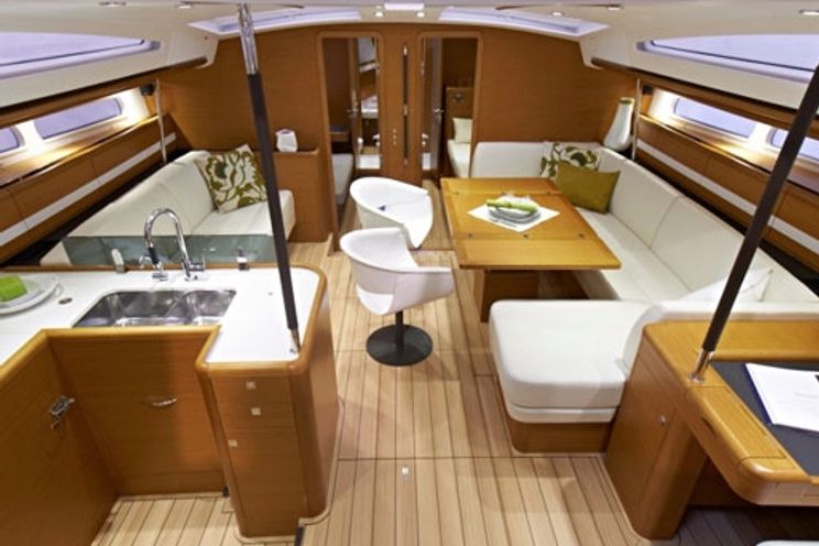 Charter Yacht Jeanneau 57 - 4 Cabins - Tortola - Skippered only