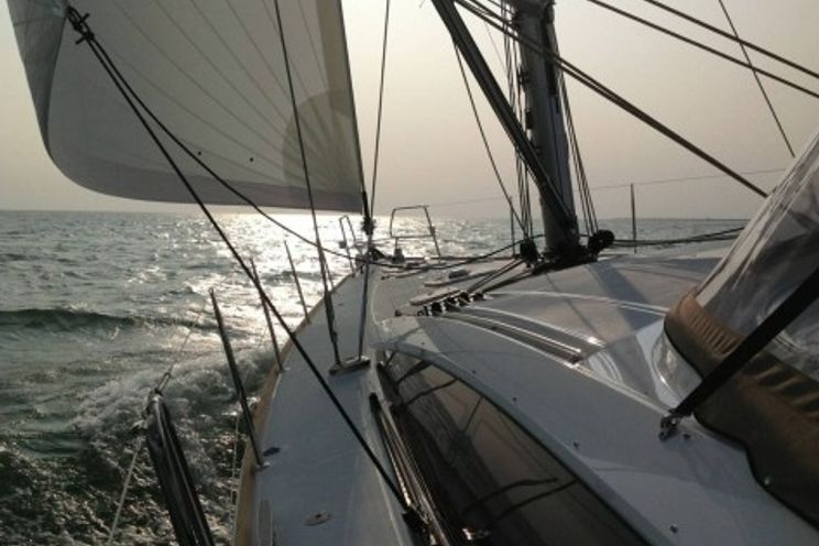 Charter Yacht Jeanneau 57 - 4 Cabins - Tortola - Skippered only