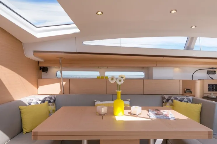 Charter Yacht Jeanneau 57 - 5 Cabins - Trogir
