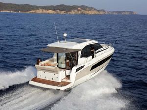 Jeanneau Power NC 33 - 2 Cabins - 2019 - Annapolis Jeanneau Power NC 33 - 2 Cabins - 2019 - Annapolis