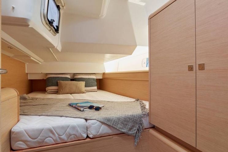 Charter Yacht Jeanneau Sun Odyssey 449 - 4 Cabins - 2018 - La Paz - Mexico