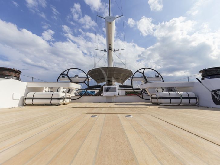 JIKAN - Advanced Yachts A80,sundeck cockpit JIKAN - Advanced Yachts A80,sundeck cockpit