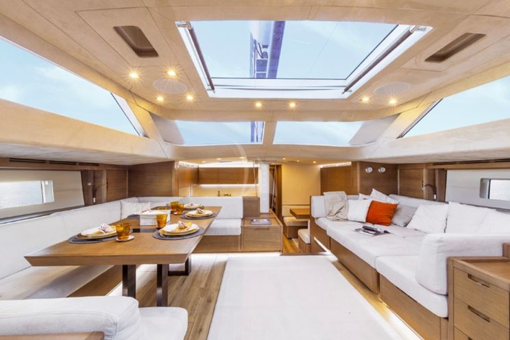 Charter Yacht JIKAN - Advanced Yachts A80 - Portisco - Naples - Sicily - Sardinia - Riviera - Corsica