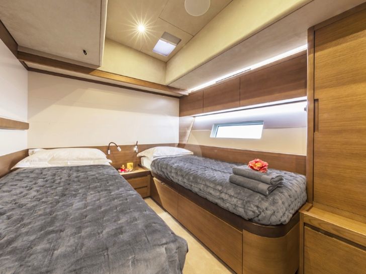 JIKAN - Advanced Yachts A80,twin cabin JIKAN - Advanced Yachts A80,twin cabin