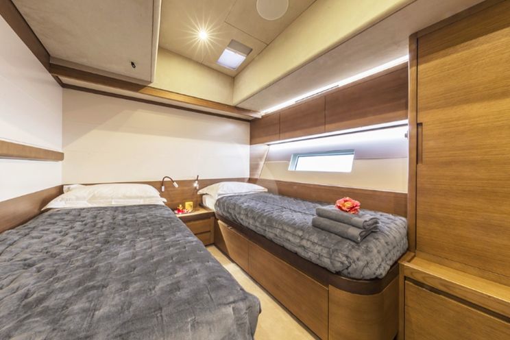 Charter Yacht JIKAN - Advanced Yachts A80 - Portisco - Naples - Sicily - Sardinia - Riviera - Corsica