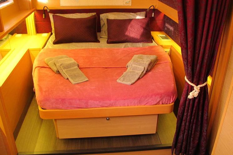 Charter Yacht JOY - Lagoon 52 - 3 Cabins - Tortola - St Martin - Guadeloupe - Grenadines