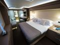 JOY Lagoon 77 master cabin bed JOY Lagoon 77 master cabin bed