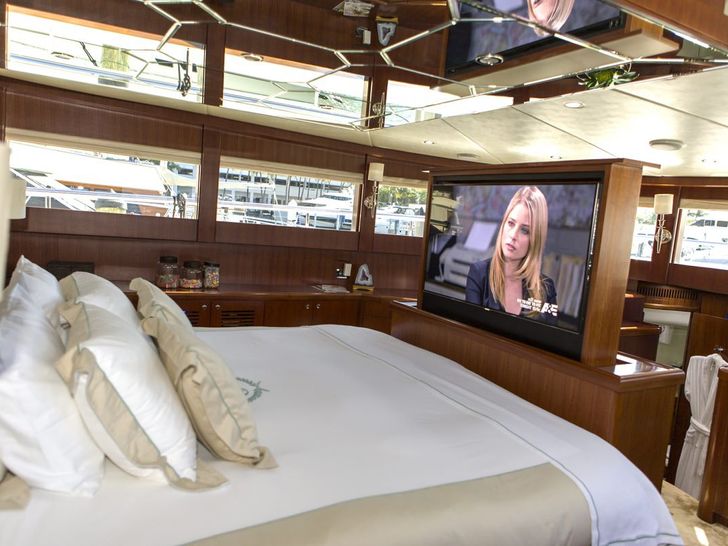 Miami Day Charter Yacht JULIA DOROTHY Johnson 103 Master Cabin Miami Day Charter Yacht JULIA DOROTHY Johnson 103 Master Cabin