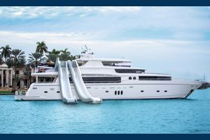 JULIA DOROTHY - Johnson 103 - Miami Day Charter Yacht - Miami - South Beach - Florida