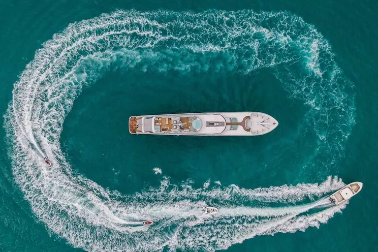 Charter Yacht JUST ENOUGH - Custom 140 - 5 Cabins - St Thomas - Tortola - BVI - Virgin Islands