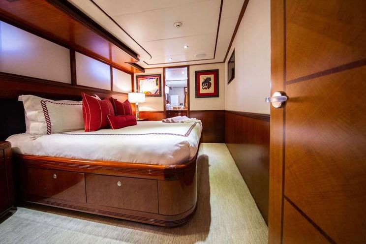 Charter Yacht JUST ENOUGH - Custom 140 - 5 Cabins - St Thomas - Tortola - BVI - Virgin Islands