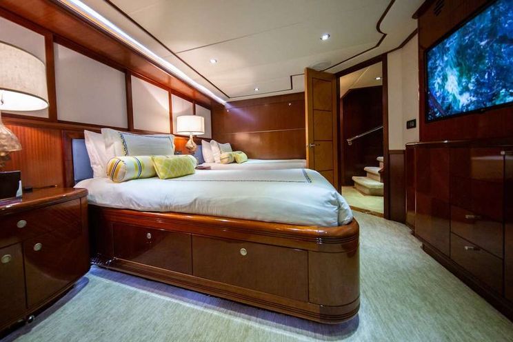 Charter Yacht JUST ENOUGH - Custom 140 - 5 Cabins - St Thomas - Tortola - BVI - Virgin Islands