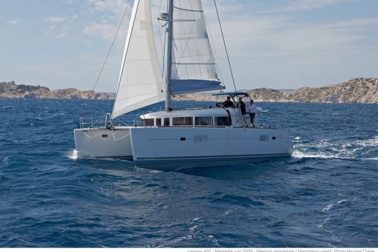 Charter Yacht Lagoon 400 S2 - 4 Cabins - British Virgin Islands - Tortola - St Maarten