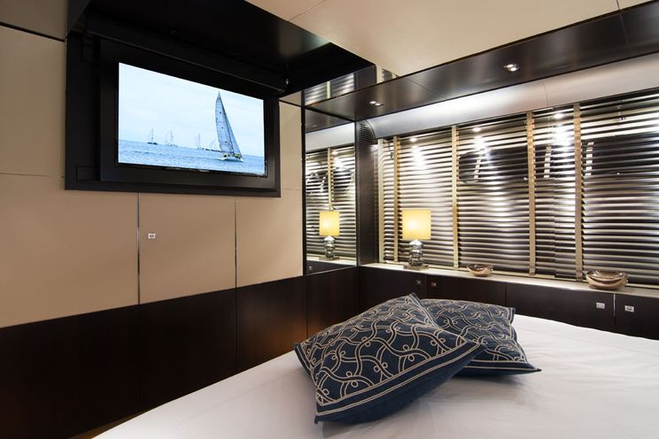 Charter Yacht KAMBOS BLUE - Italcraft 105 - 4 Cabins - Athens - Lefkas - Mykonos