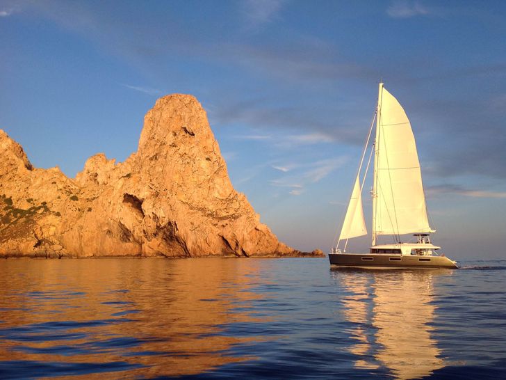 KASKAZI FOUR - Lagoon 620,sunset with the sail down KASKAZI FOUR - Lagoon 620,sunset with the sail down