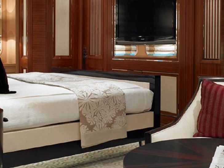 KATHLEEN ANNE Feadship SL39 - master cabin KATHLEEN ANNE Feadship SL39 - master cabin