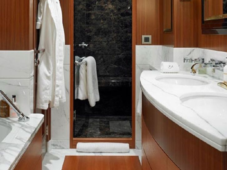 KATHLEEN ANNE Feadship SL39 - master cabin bathroom KATHLEEN ANNE Feadship SL39 - master cabin bathroom