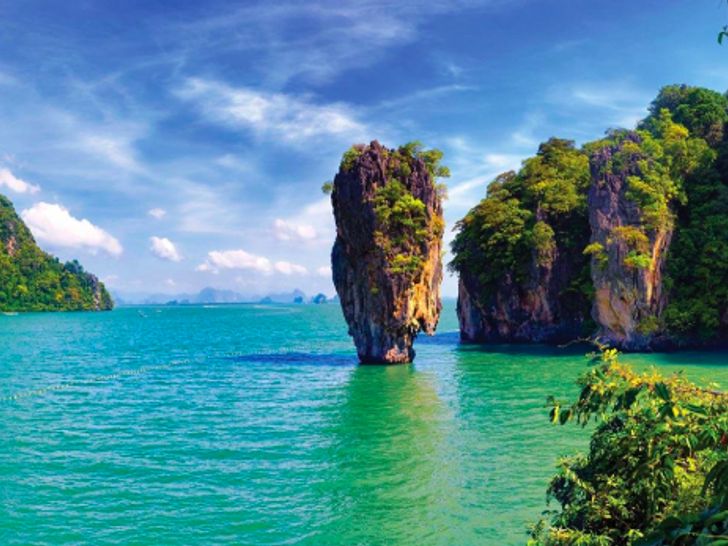 James bond island