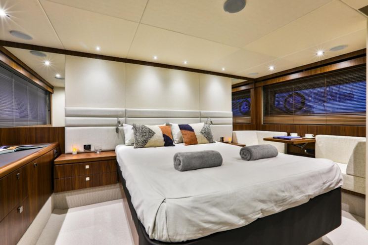 Charter Yacht KEY WEST OF IBIZA II - Sunseeker Manhattan 66 - 4 Cabins - Ibiza