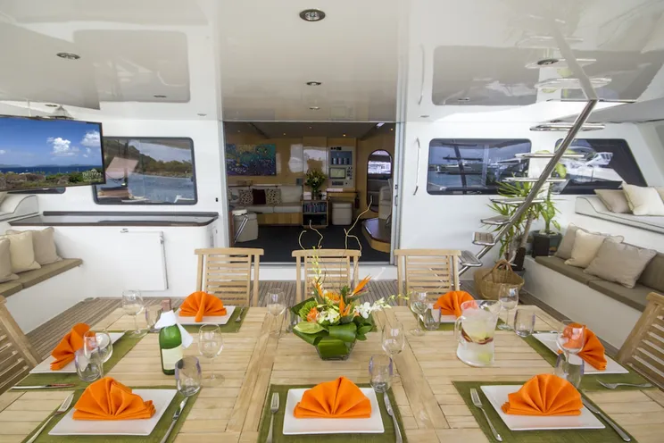 Charter Yacht KINGS RANSOM - Matrix Silhouette 76 - 5 Cabins - Tortola - BVI