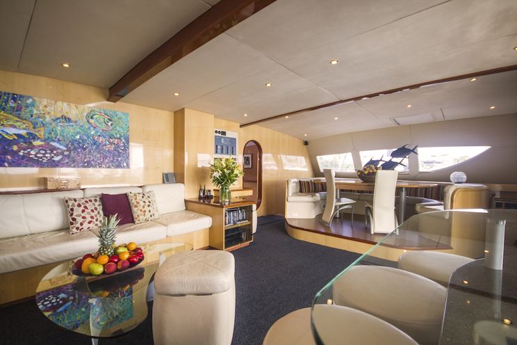 Charter Yacht KINGS RANSOM - Matrix Silhouette 76 - 5 Cabins - Tortola - BVI