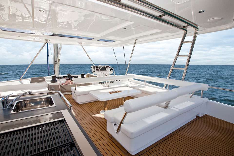 Charter Yacht LA GRANDE BELLEZZA - Leopard 58 - 4 Cabins - Tortola - Virgin Gorda - Caribbean