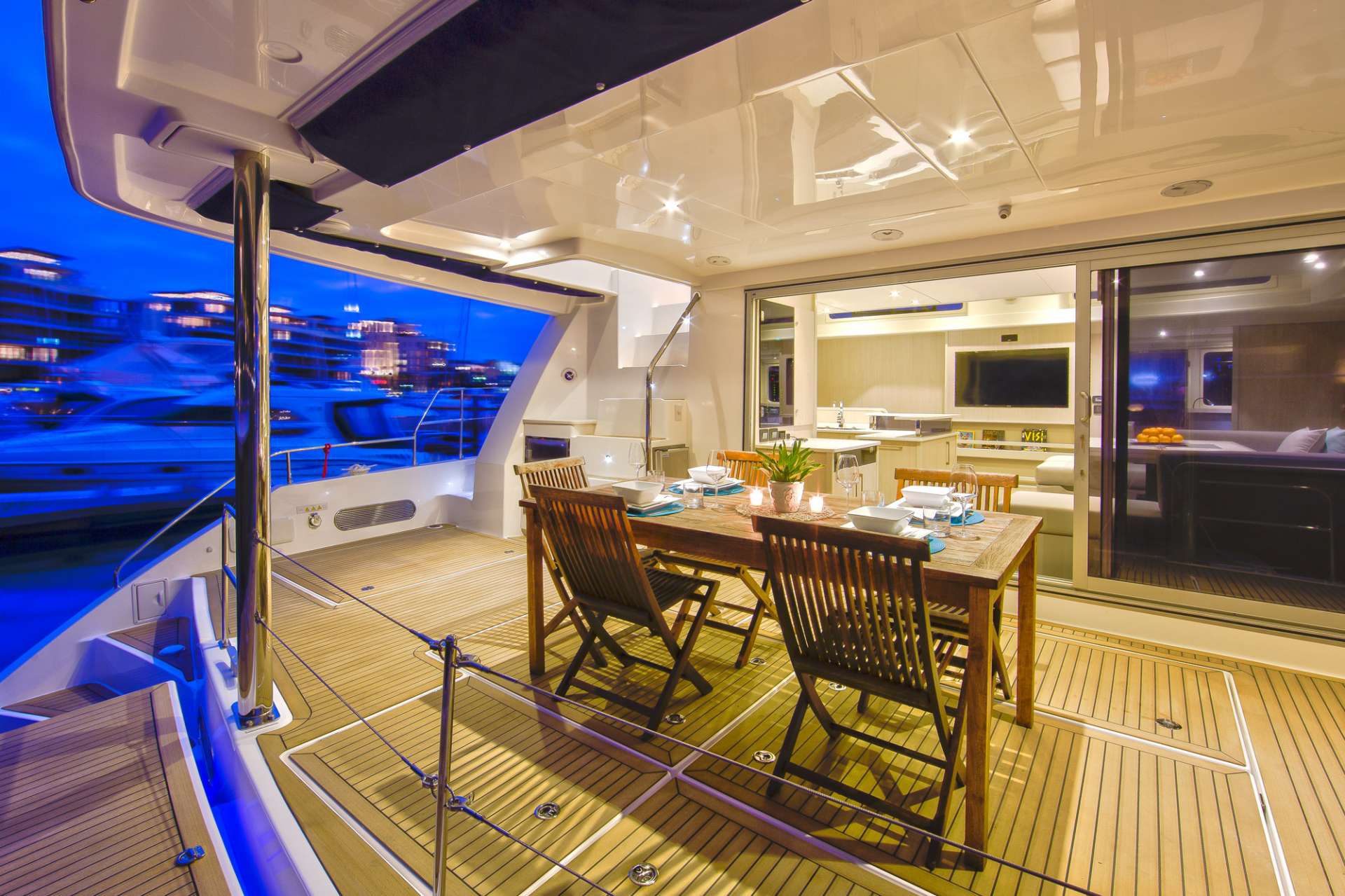 Charter Yacht LA GRANDE BELLEZZA - Leopard 58 - 4 Cabins - Tortola - Virgin Gorda - Caribbean