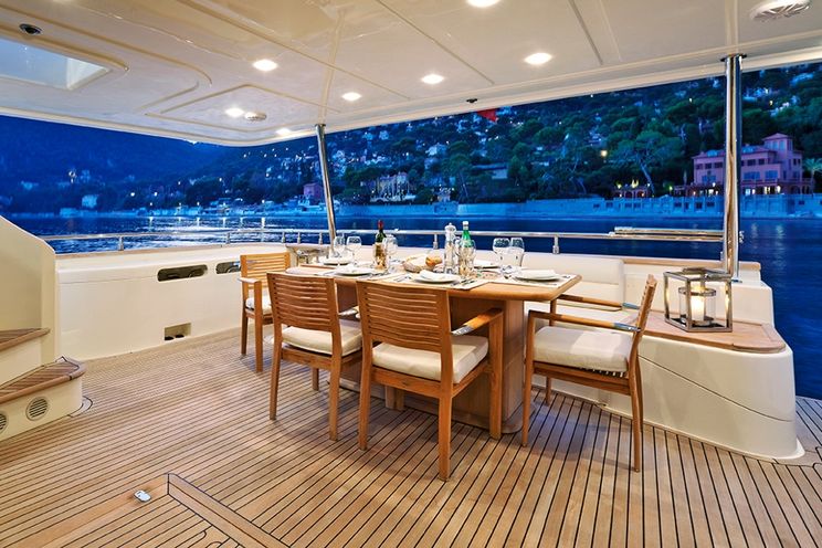 Charter Yacht LA PAUSA - Ferretti Custom Line Navetta 86 - 5 Cabins - Monaco - Nice - Cannes - Antibes
