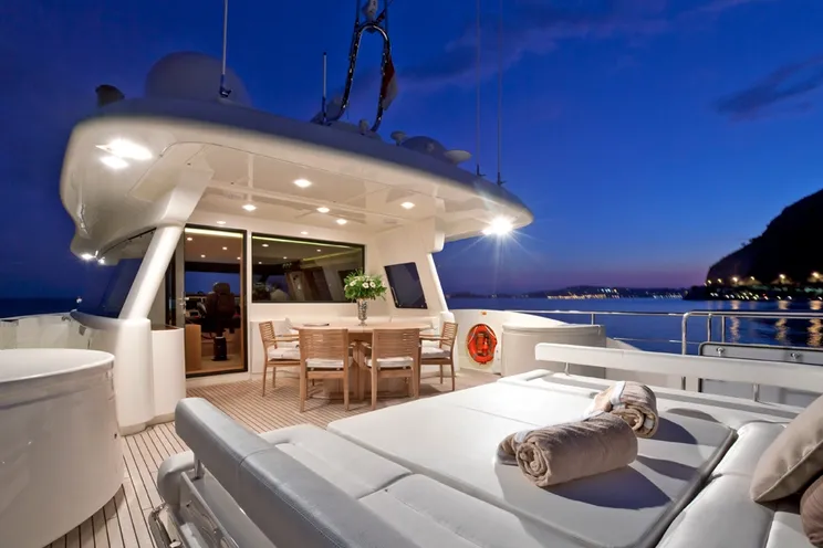 Charter Yacht LA PAUSA - Ferretti Custom Line Navetta 86 - 5 Cabins - Monaco - Nice - Cannes - Antibes - Olbia - Sardinia - Corsica