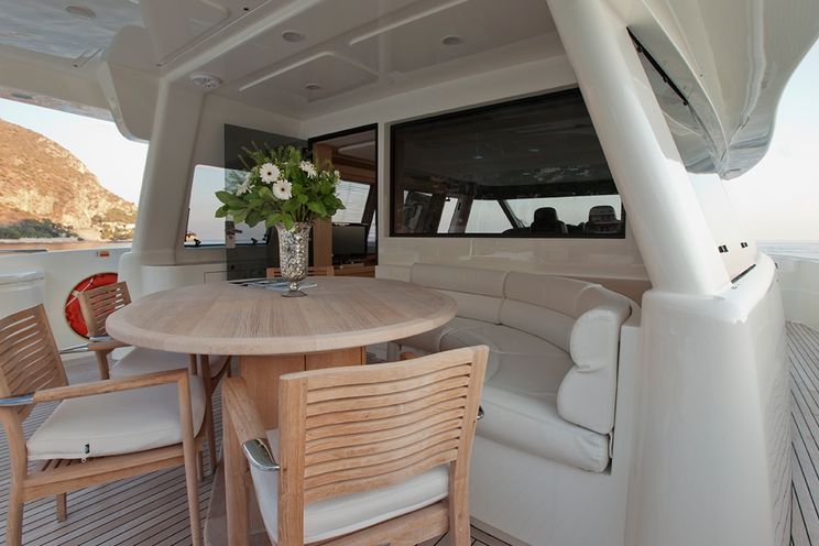 Charter Yacht LA PAUSA - Ferretti Custom Line Navetta 86 - 5 Cabins - Monaco - Nice - Cannes - Antibes - Olbia - Sardinia - Corsica