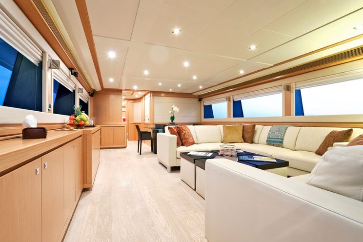 Charter Yacht LA PAUSA - Ferretti Custom Line Navetta 86 - 5 Cabins - Monaco - Nice - Cannes - Antibes - Olbia - Sardinia - Corsica