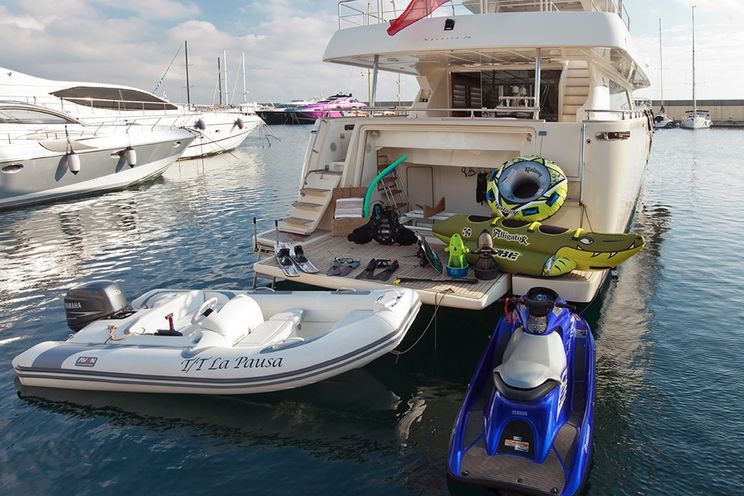 Charter Yacht LA PAUSA - Ferretti Custom Line Navetta 86 - 5 Cabins - Monaco - Nice - Cannes - Antibes - Olbia - Sardinia - Corsica