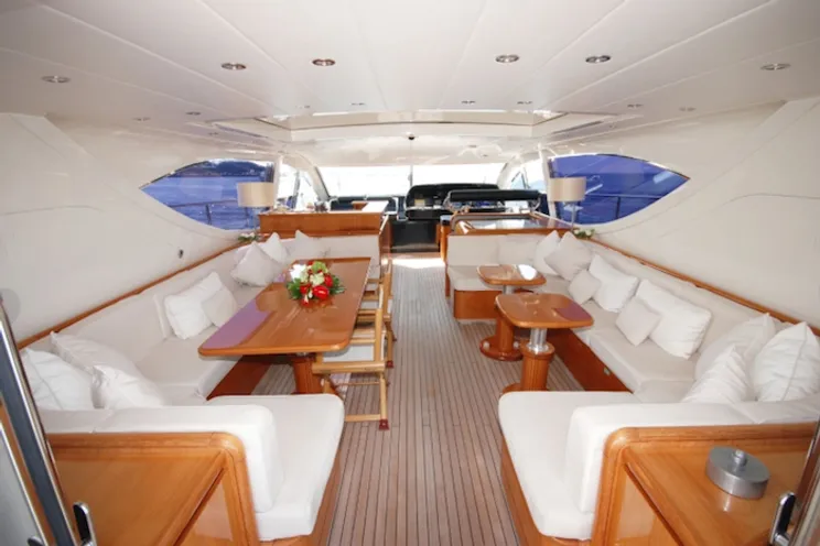 Charter Yacht LADY SPLASH - 24m Leopard - 3 Cabins - Cannes - Corsica - Olbia