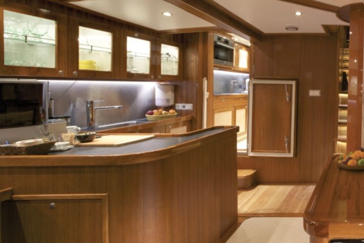 Charter Yacht LADY THURAYA - 31m Lubbe Voss - 4 Cabins - Palma - Cannes - Monaco - Naples - Dubrovnik