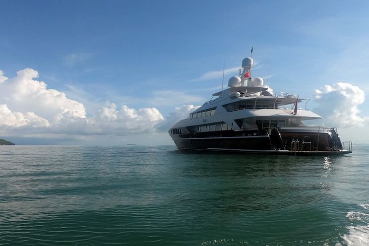 Charter Yacht LADY AZUL - Heesen 129 - 5 Cabins - Phuket - Phang Nga Bay - Phi Phi Islands - Similan Islands - Thailand
