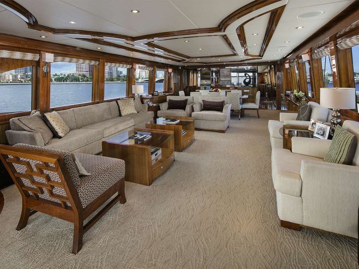LADY DEENA II Hargrave 101 Luxury Motoryacht Saloon LADY DEENA II Hargrave 101 Luxury Motoryacht Saloon