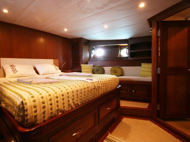 LADY FREYA Cabin LADY FREYA Cabin