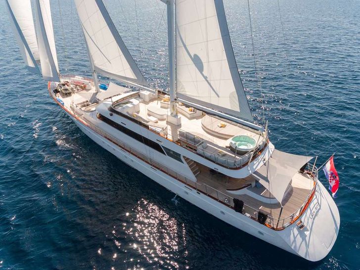 LADY GITA - 50m Custom Gulet