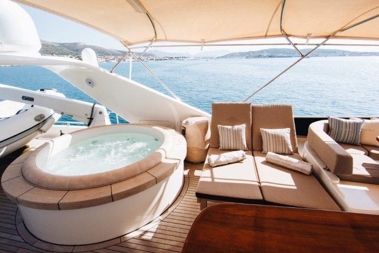 Charter Yacht LADY LONA - Amer 86 - 4 Cabins - Split - Dubrovnik - Hvar - Kastela - Croatia