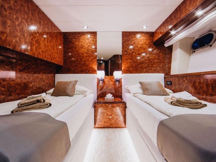 LADY LONA Amer 86 - twin cabin 2 LADY LONA Amer 86 - twin cabin 2