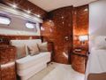 LADY LONA - Amer 86,master cabin seating