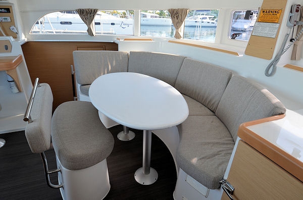 Charter Yacht Lagoon 380 - 4 cabins - Tortola,BVI