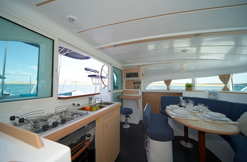 Charter Yacht Lagoon 380 - 4 Cabins - Pin Rolland - Toulon - Hyeres