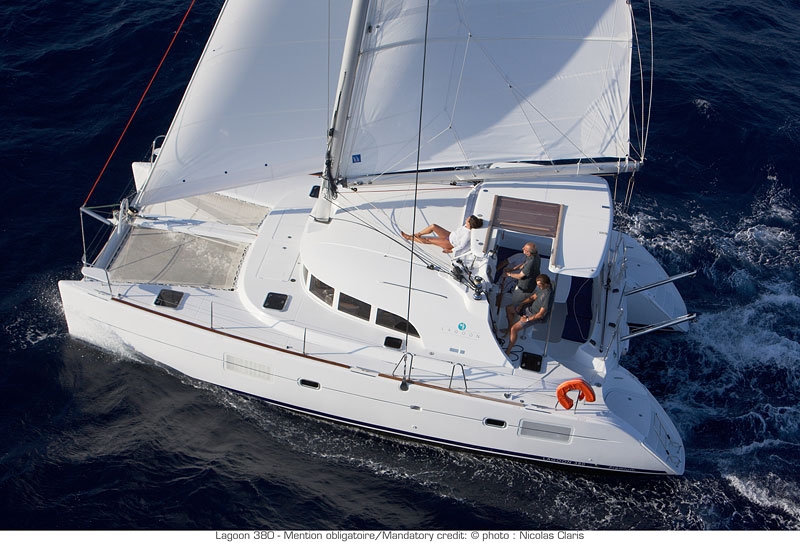Charter Yacht Lagoon 380 - 4 Cabins - St Raphael - French Riviera