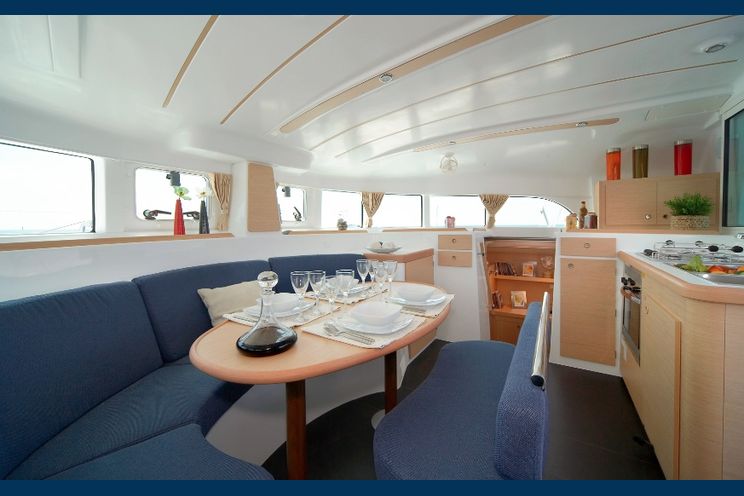 Charter Yacht Lagoon 380 - 4 Cabins - Lefkas - Athens