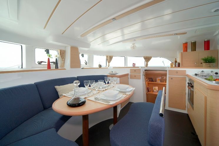 Charter Yacht Lagoon 380 - 4 Cabins - Lefkas - Athens