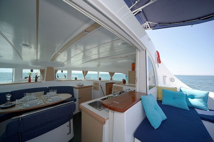 Charter Yacht Lagoon 380 - 4 cabins - 2016 - Palma de Mallorca