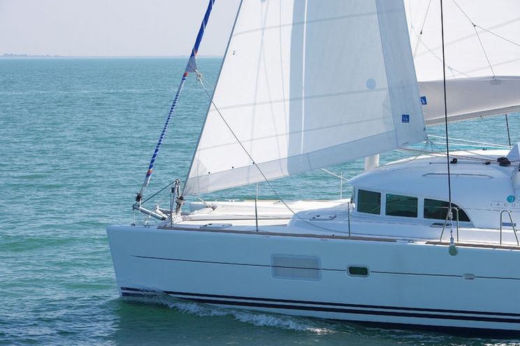 Charter Yacht Lagoon 380 S2 - 4 Cabins - Palermo - Sicily